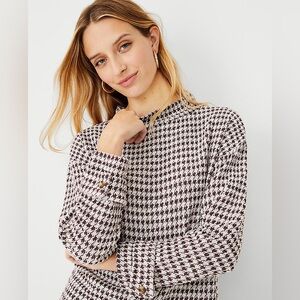 Ann Taylor mock neck sweaterer